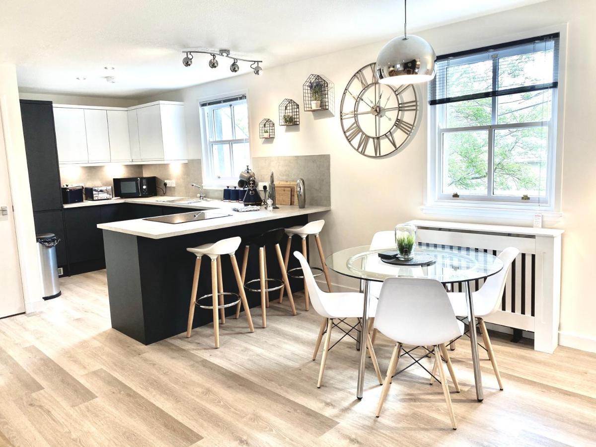 Stylish Central 2 Bedroom Apartment - Free Parking, Free Wifi Orkney Exterior foto