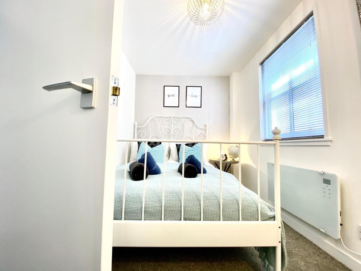 Stylish Central 2 Bedroom Apartment - Free Parking, Free Wifi Orkney Exterior foto